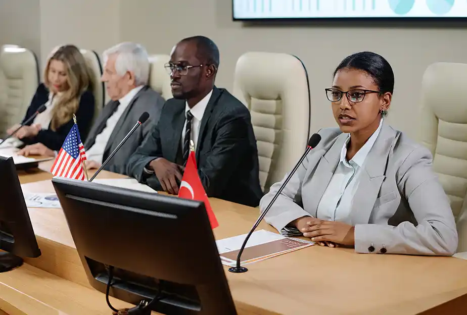 Interprefy - Government - Live Captions - Officials reading captions